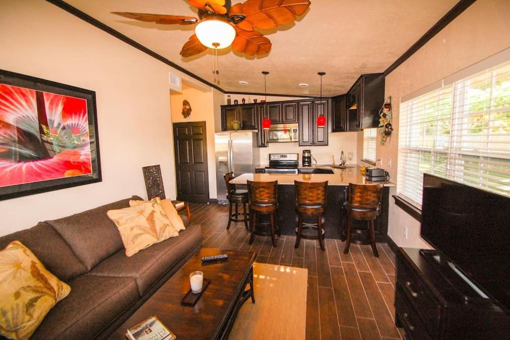 Tahitian Cottage - Heated Pool Walk To The Beach Cocoa Beach Bagian luar foto
